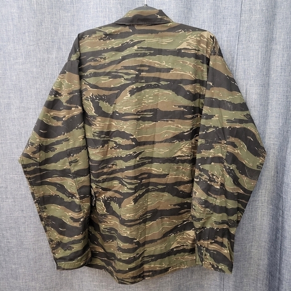 Rothco Tiger Stripe Camouflage Field Jacket BDU Camo Button Men's Small-Reg - Picture 13 of 13